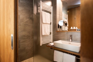 Bild: Badezimmer im Apart6580 in St. Anton am Arlberg